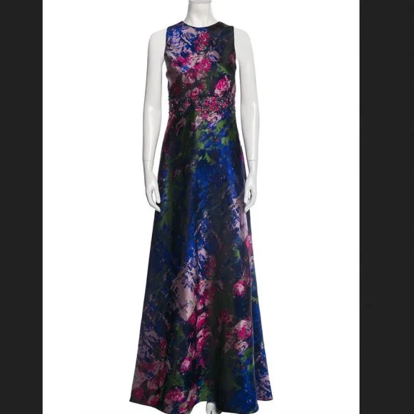 Carmen Marc Valvo Brocade Gown - NWOT - Picture 2 of 2